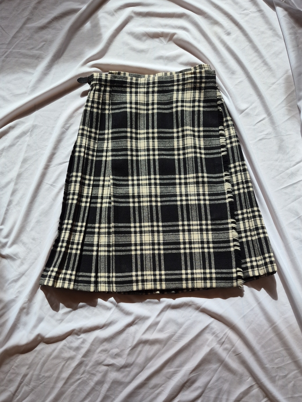 100% New Wool Black And Cream Vintage Scottish Kilt By Murray Brothers Scotland